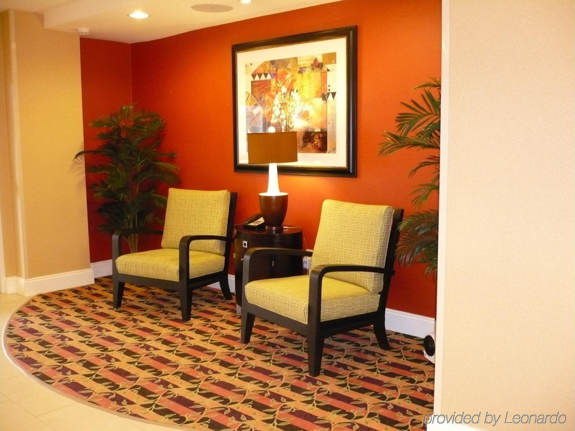 Holiday Inn Express & Suites - Spartanburg-North, An Ihg Hotel Interior foto